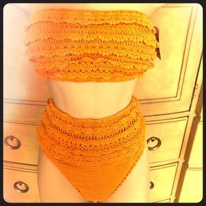 Adorable 2 piece brand new yellow bikini 👙